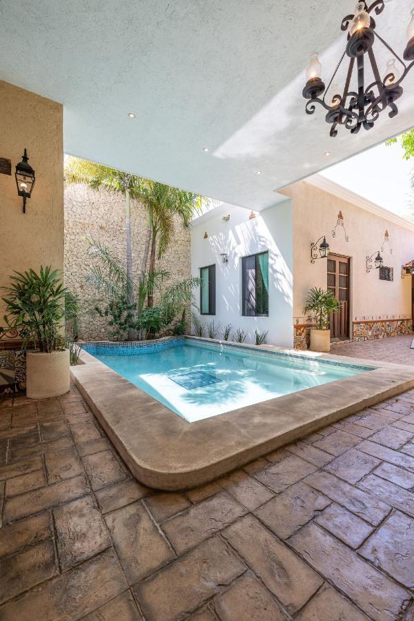 Casa Dos Lirios Hotel Boutique Мерида Экстерьер фото