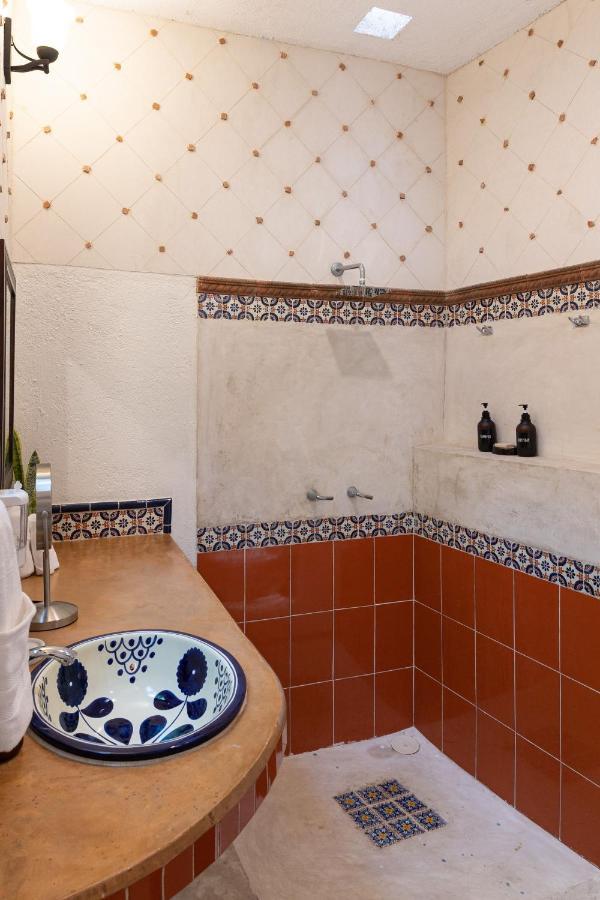 Casa Dos Lirios Hotel Boutique Мерида Экстерьер фото