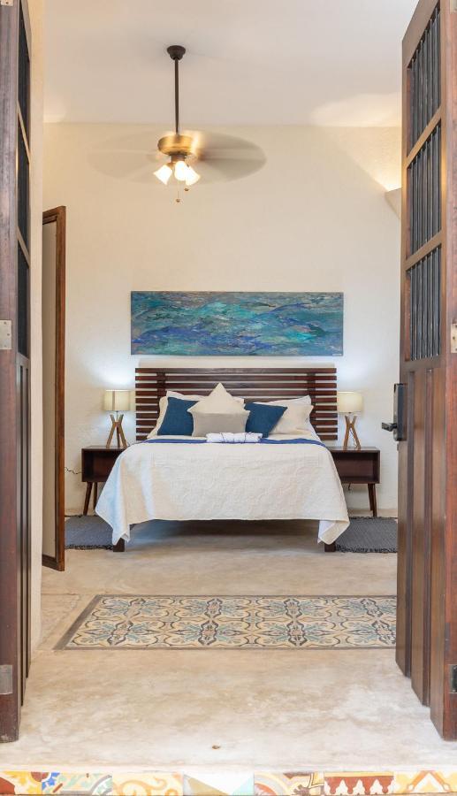 Casa Dos Lirios Hotel Boutique Мерида Экстерьер фото