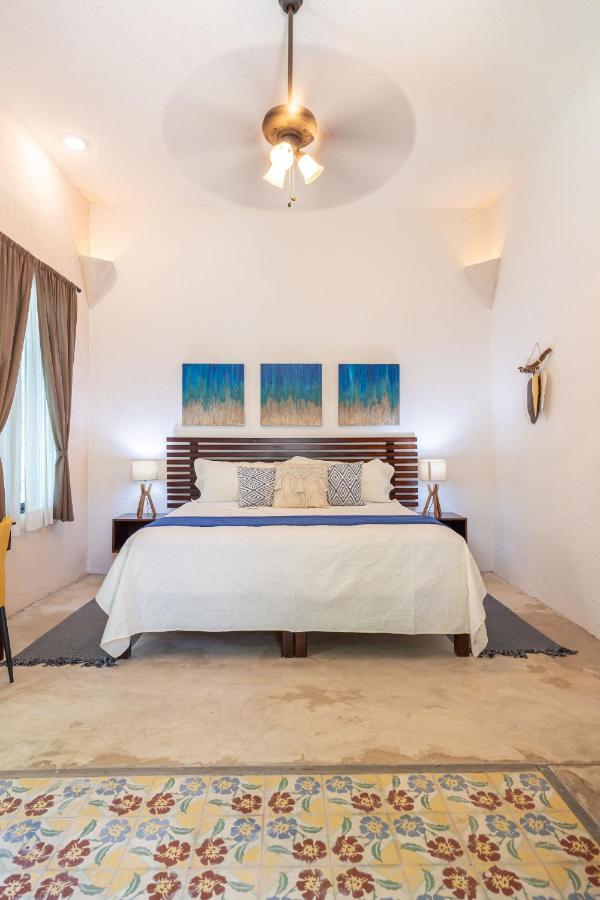 Casa Dos Lirios Hotel Boutique Мерида Экстерьер фото
