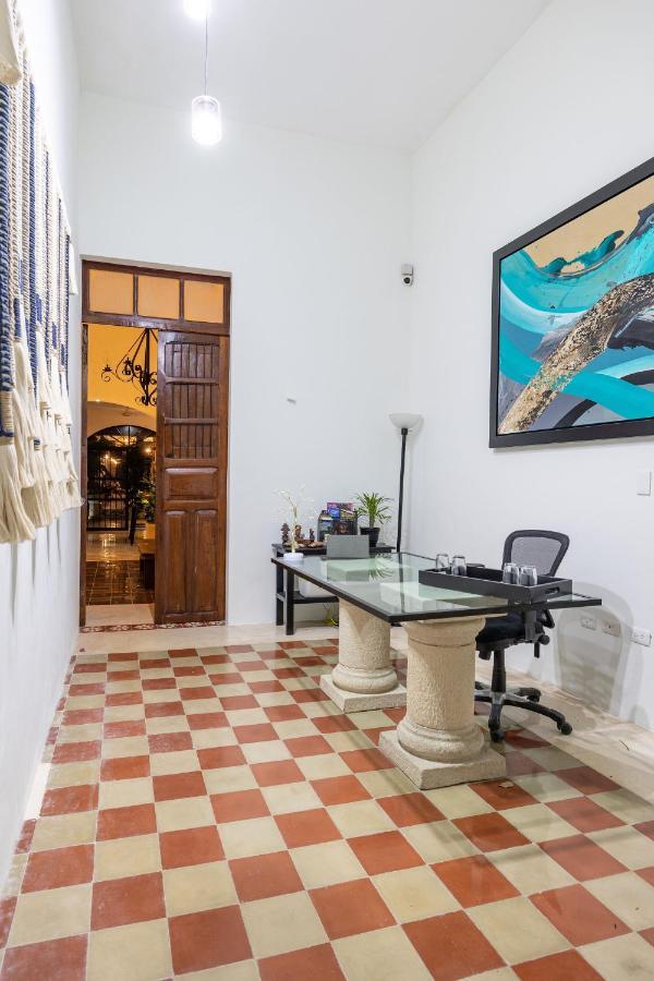 Casa Dos Lirios Hotel Boutique Мерида Экстерьер фото